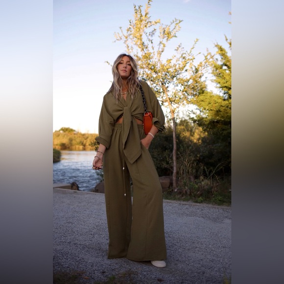 How Do You Wear That Medium Set HDYWT - Picture 1 of 4